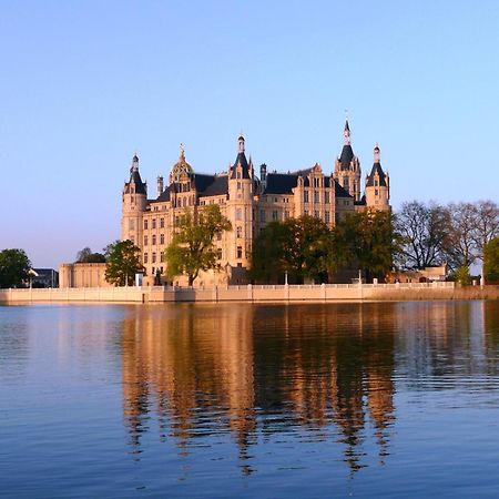 Gasthof Zur Guten Quelle Schwerin  Exteriér fotografie